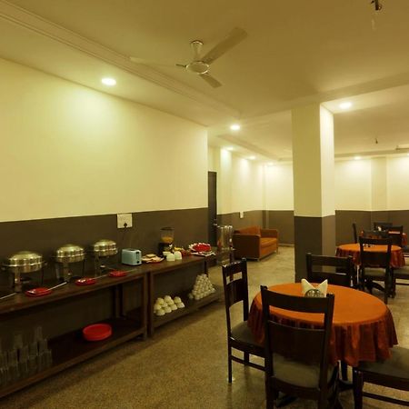 Hotel Square Stay New Delhi Eksteriør bilde